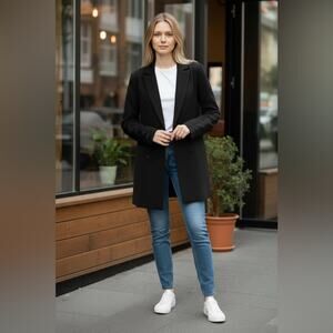 Carli Bybel X Missguided collection 12 Black Double breasted Blazer